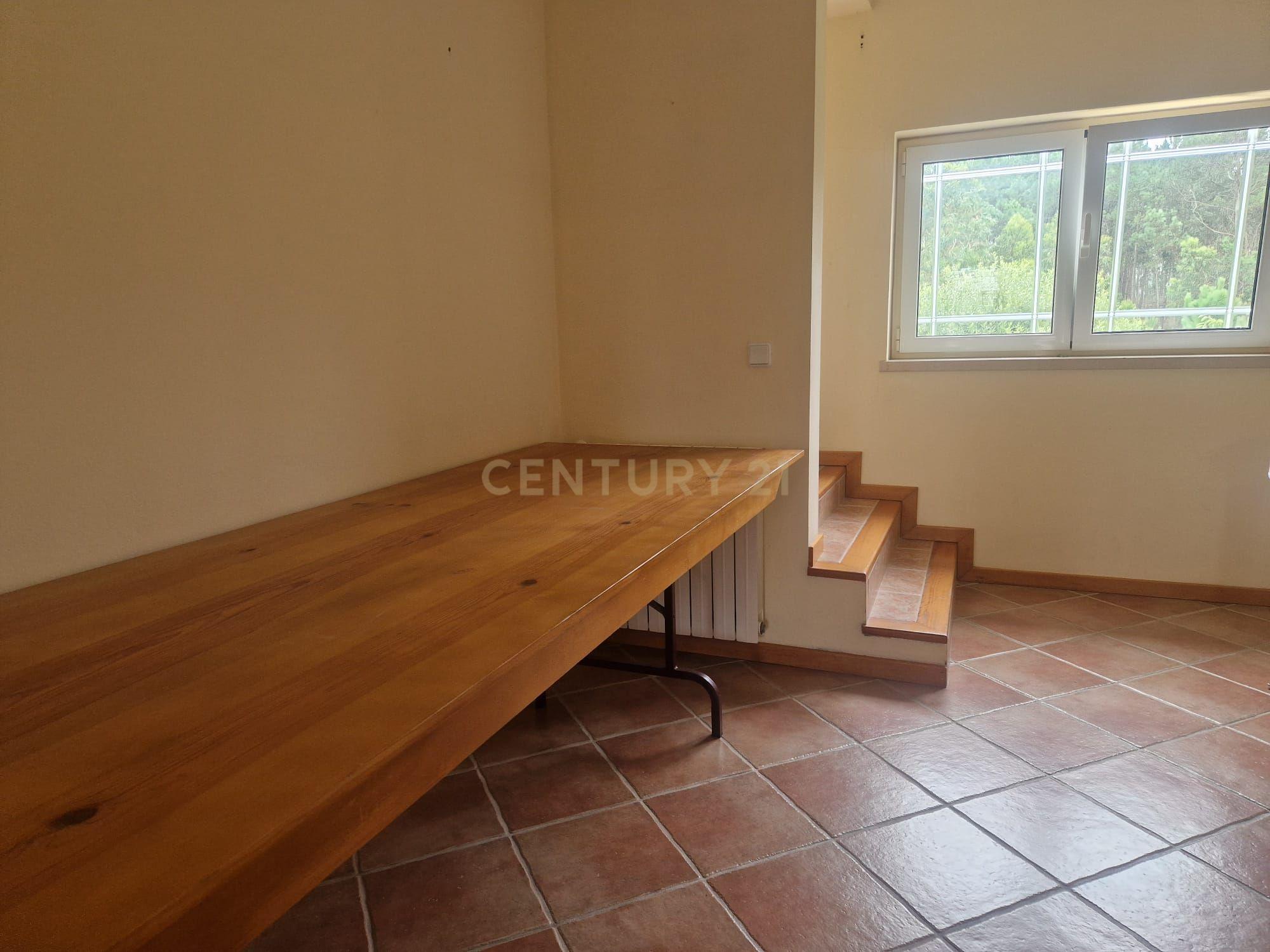 Fotografia 3 de Moradia T3 com Terreno de 550 m² | Mata Mourisca – Pombal