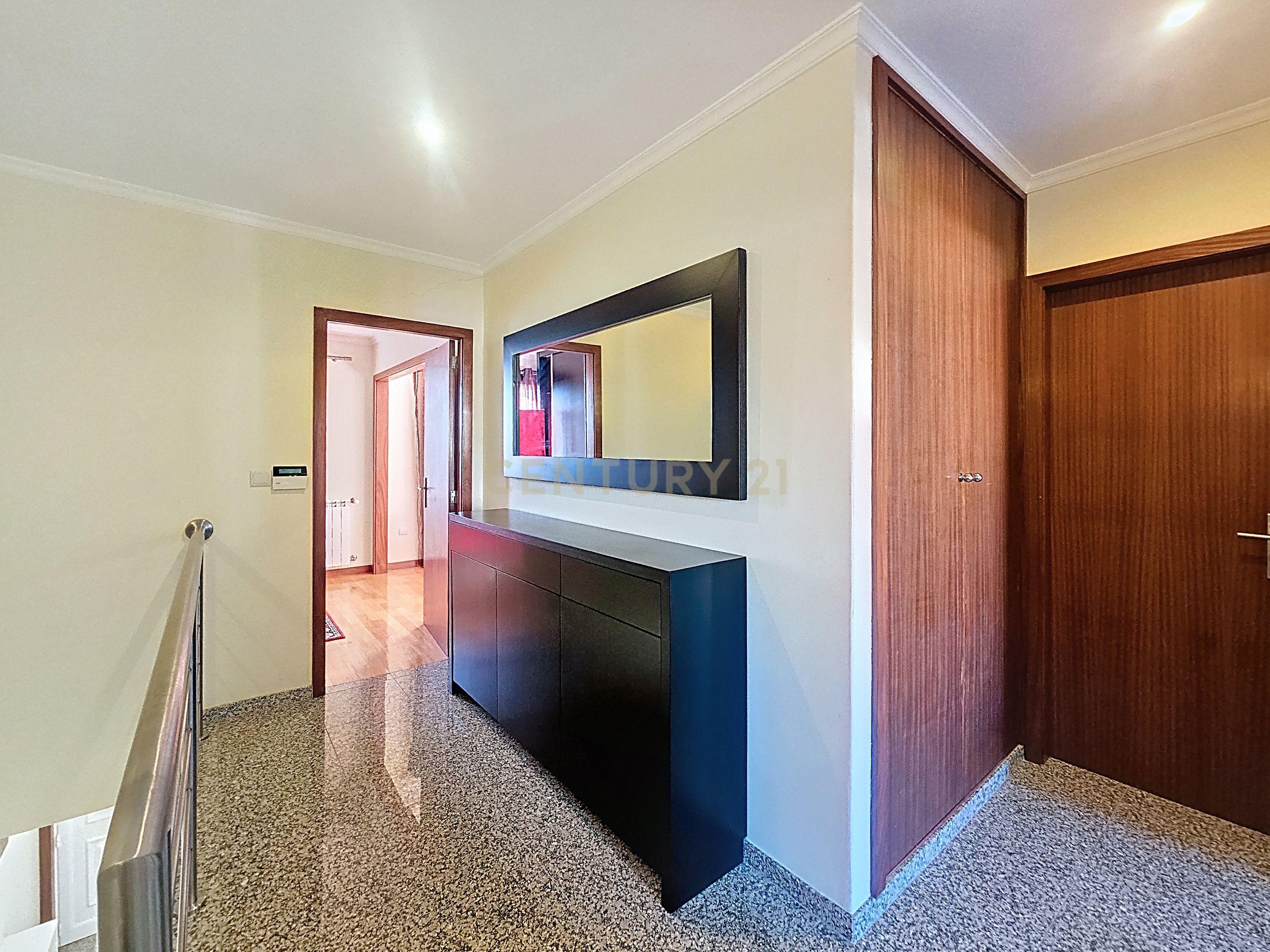 Moradia T4 com Vista Mar em Vila Nova de Gaia - Image 29