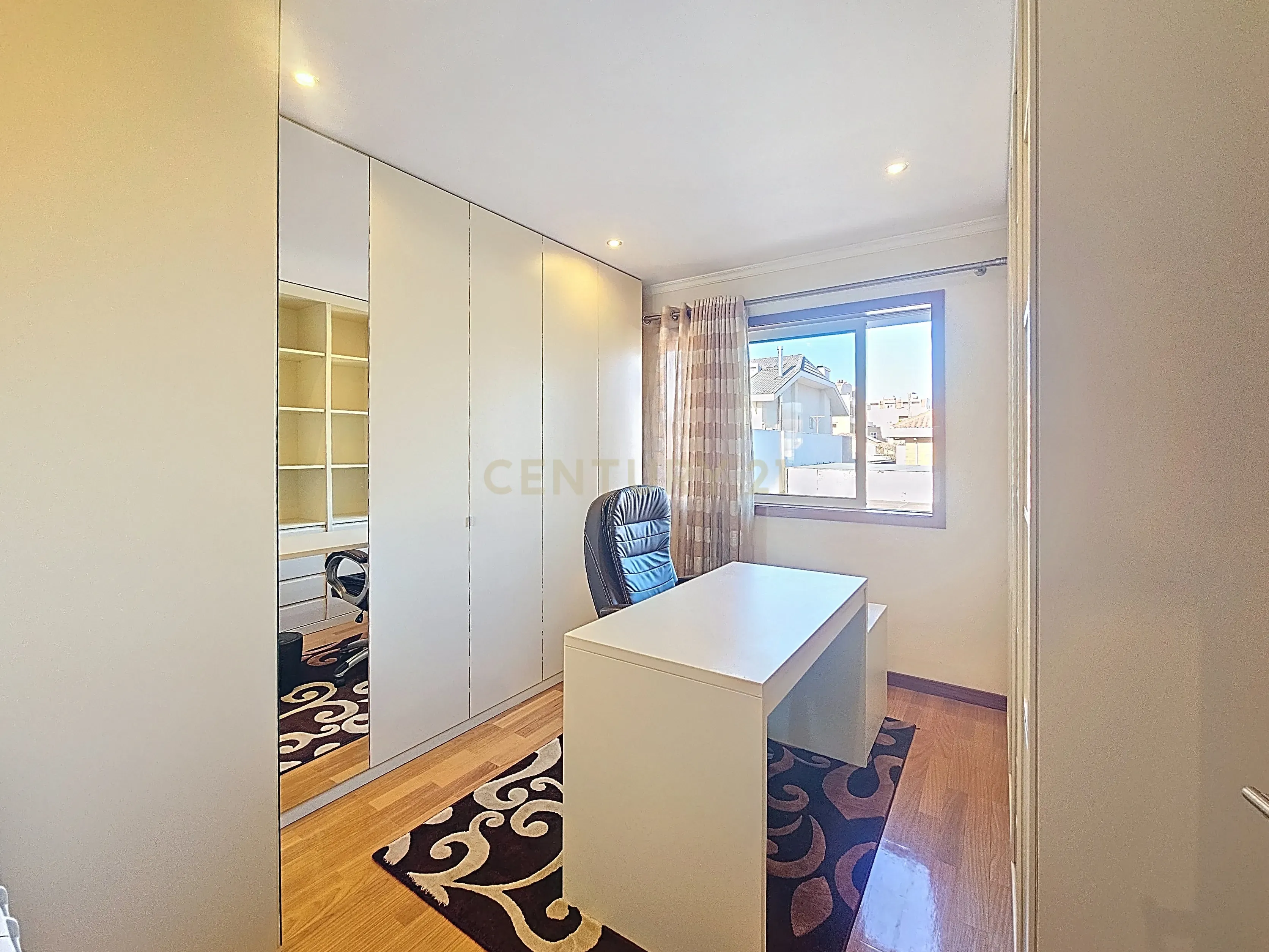 Moradia T4 com Vista Mar em Vila Nova de Gaia - Image 21