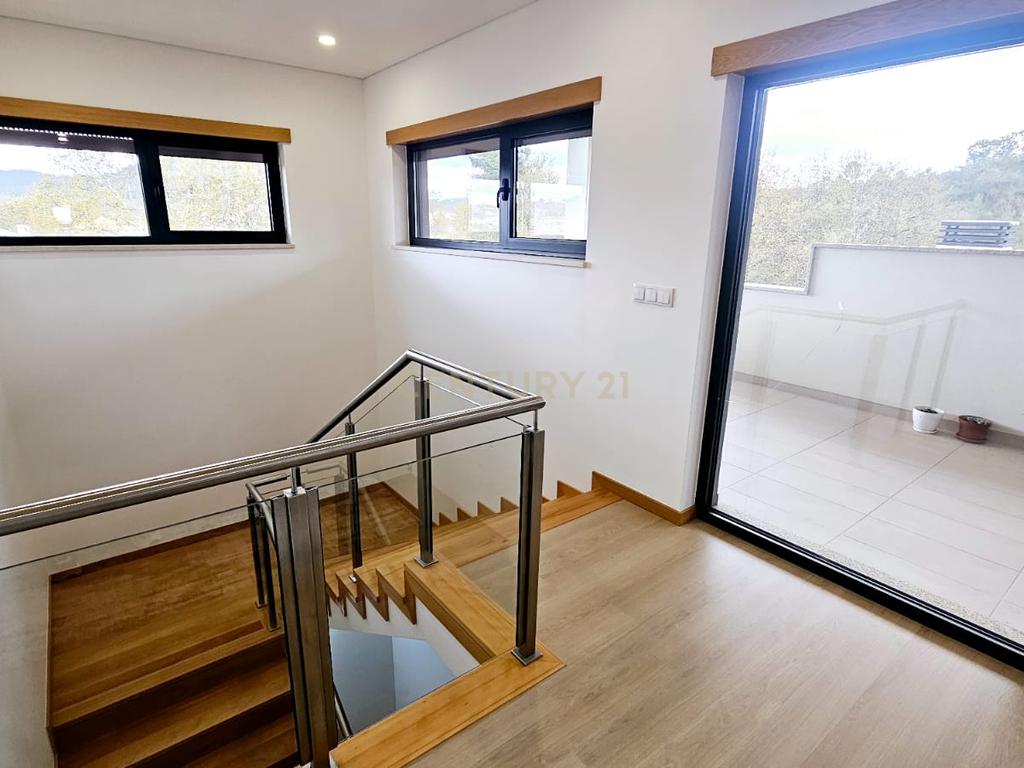 Moradia isolada em Abraveses, Viseu - Image 15