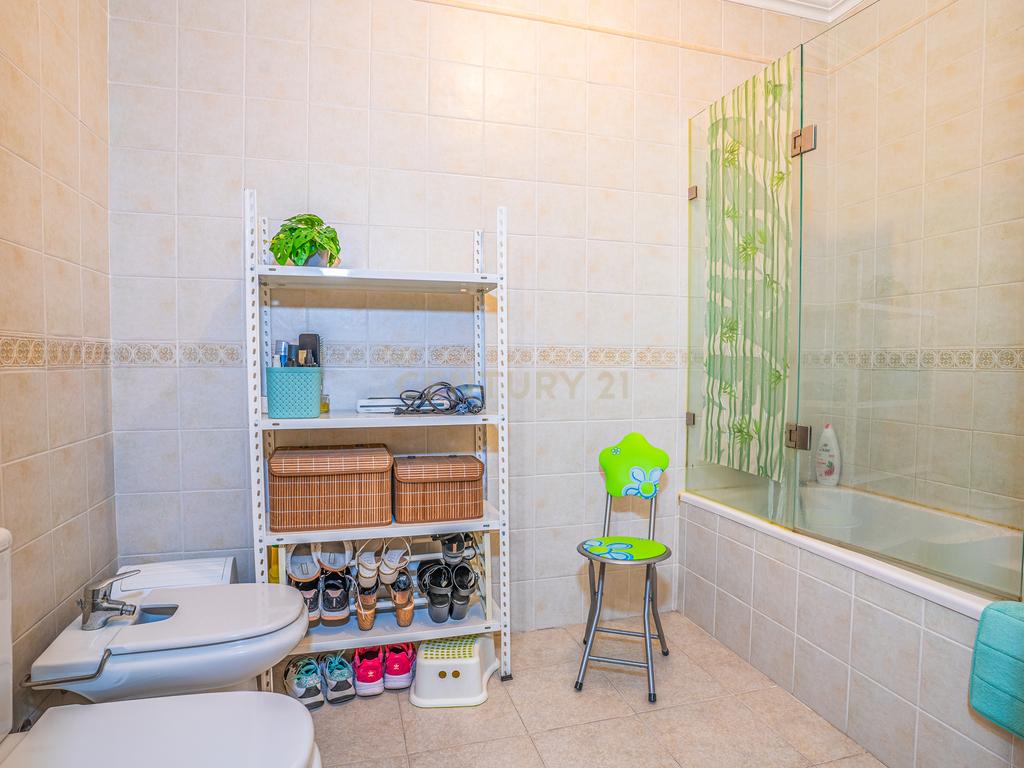 Apartamento T3 com garagem - Cidade Nova, Caldas da Rainha - Image 23
