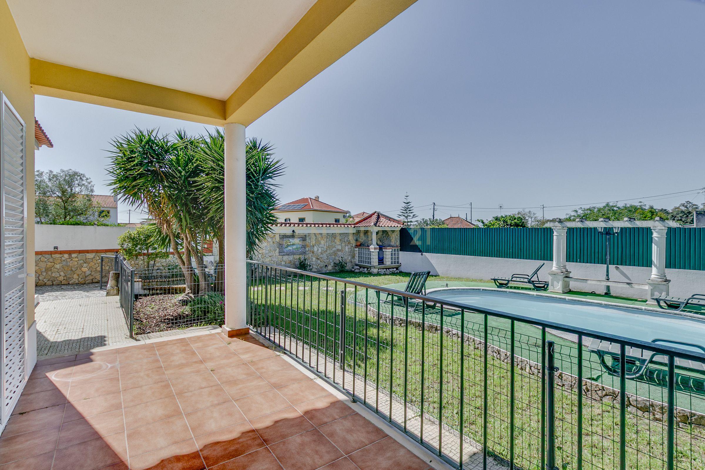 Moradia Rural T4 com Piscina e Jardim — Entre Setúbal e Lisboa - Image 44