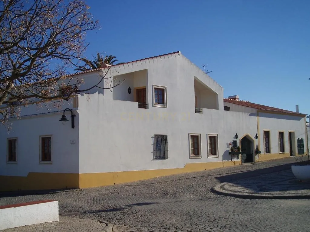 Soberba casa alentejana convertida em Hotel Rural de excelência - Image 4