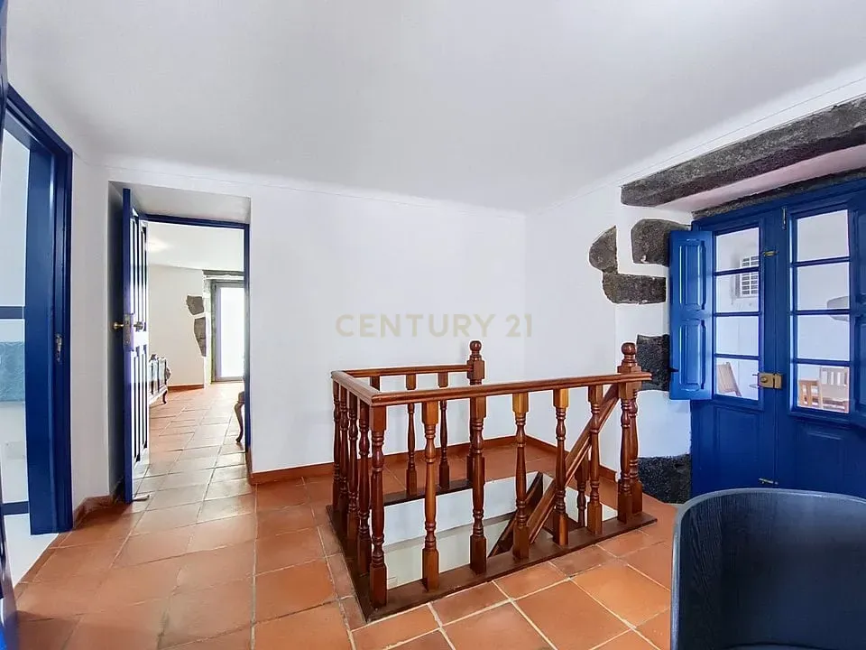 Fotografia 6 de Moradia Centenária com História, Charme e Conforto Moderno. Vendida no conceito "chave na mão"