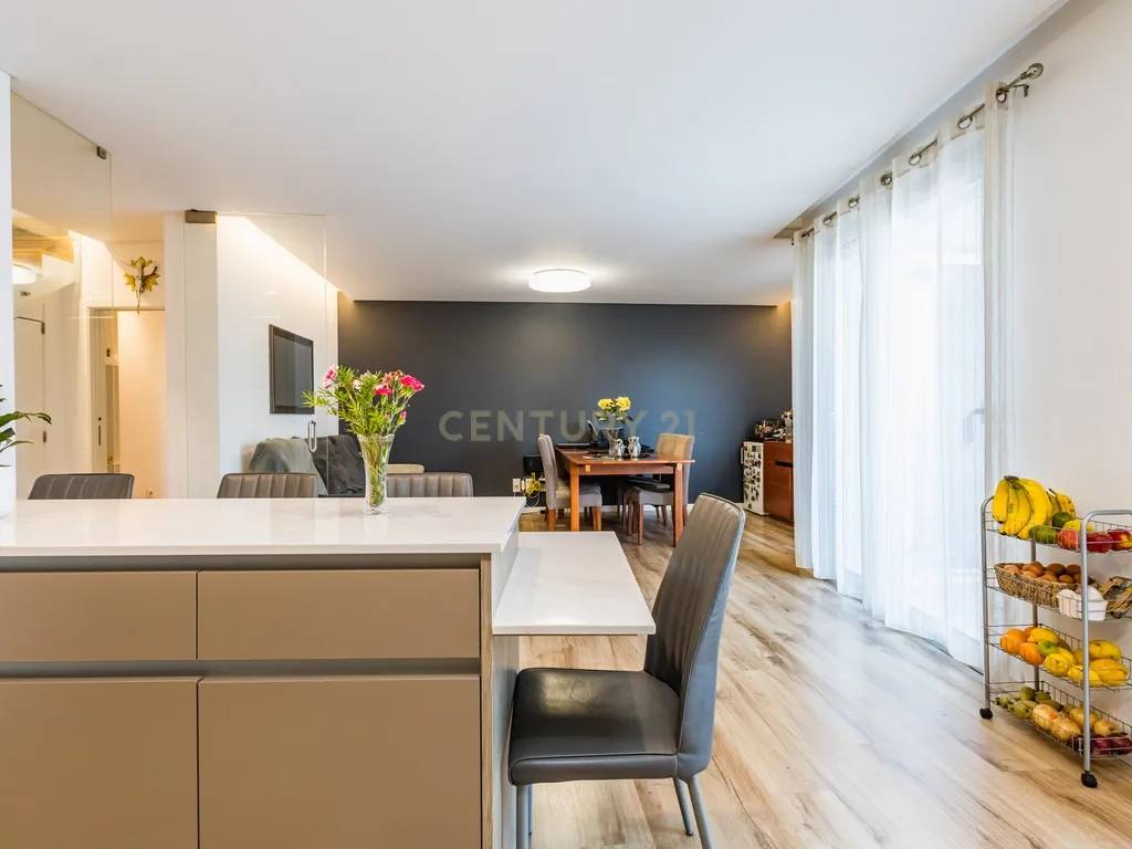 Duplex Moderno (2021) com Terraço Privativo | Santa Clara - Parceiros - Image 2