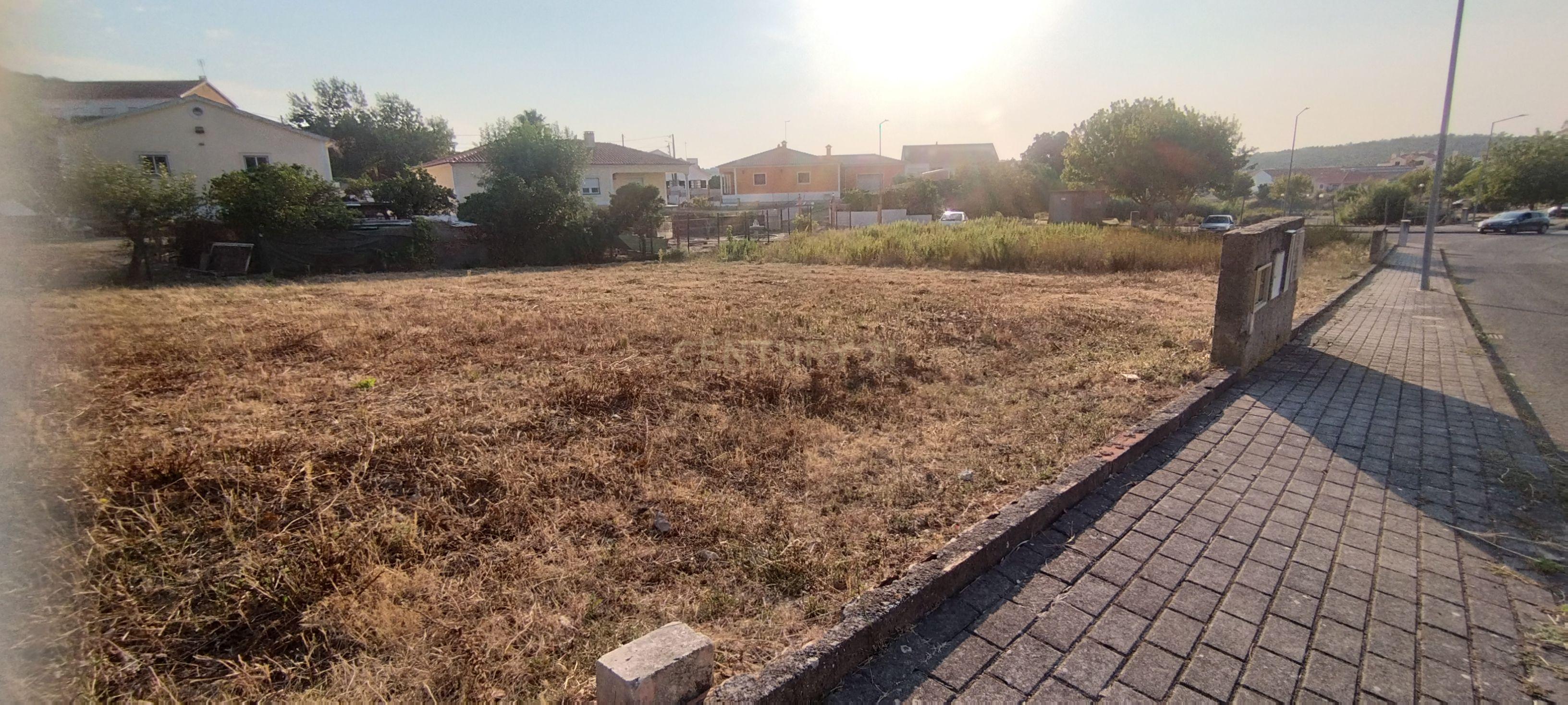 Land for sale in Torres Vedras, Portugal — €65,000