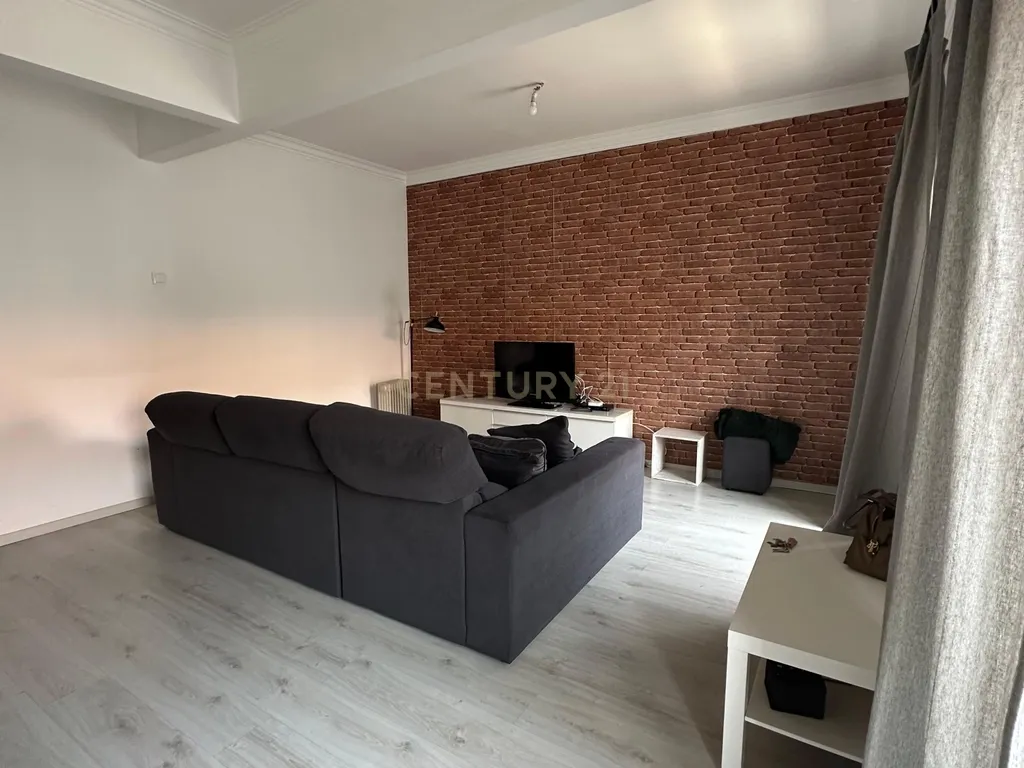 Apartamento T2 em Damaia de Cima - Image 7
