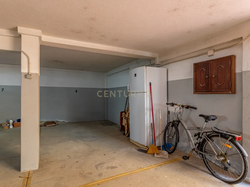 Apartamento T2 com garagem na Costa da Caparica - Image 24