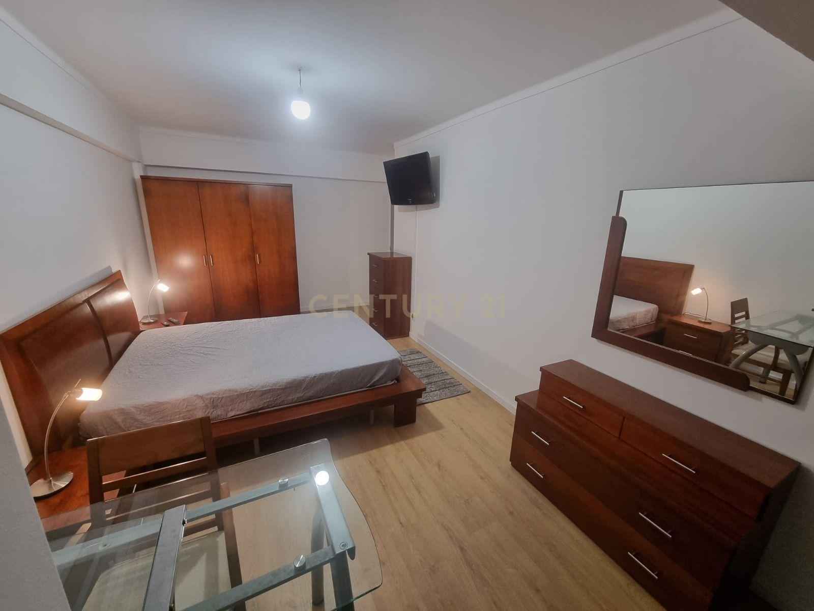 Fotografia 6 de T3 Totalmente Renovado em Zona Central e Tranquila de Caldas da Rainha