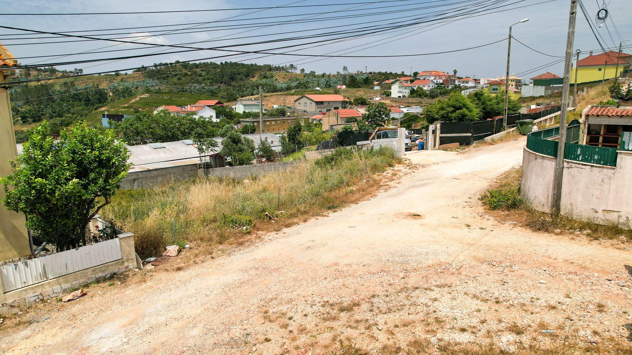 Fotografia 5 de Terreno Urbano em Dona Maria, Sintra - 459m²