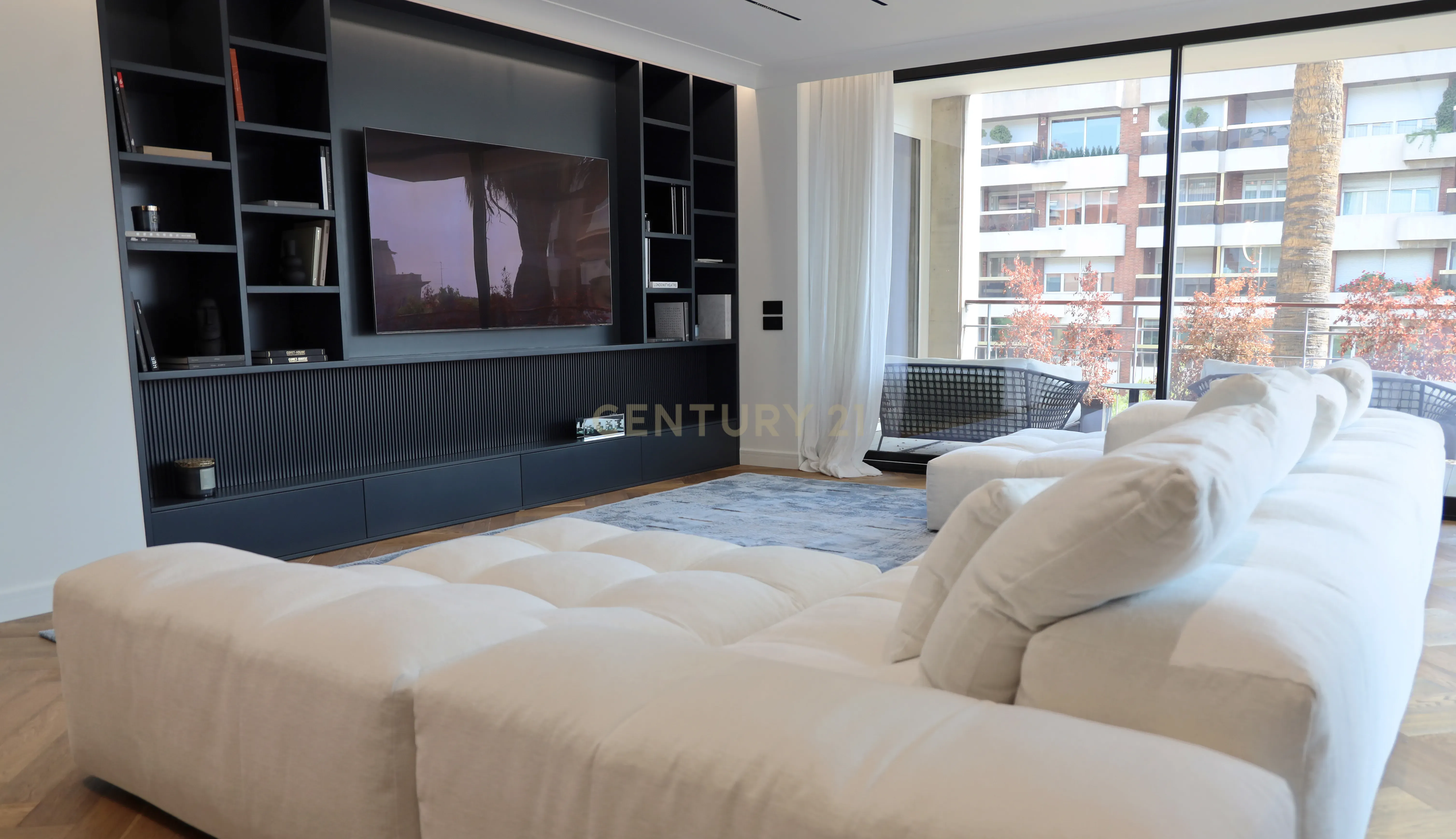 EXCLUSIVA VIVIENDA EN VIA AUGUSTA, BARCELONA