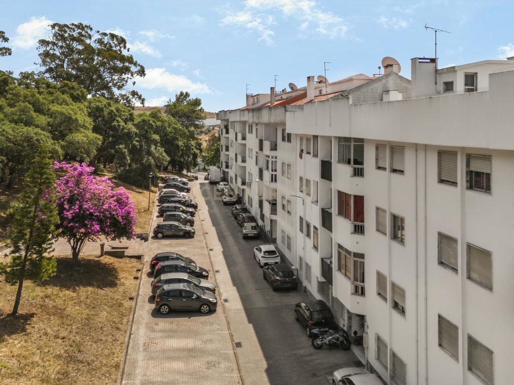 T3 Remodelado em Belas| O equilíbrio perfeito entre conforto, tranquilidade e localização - Image 28
