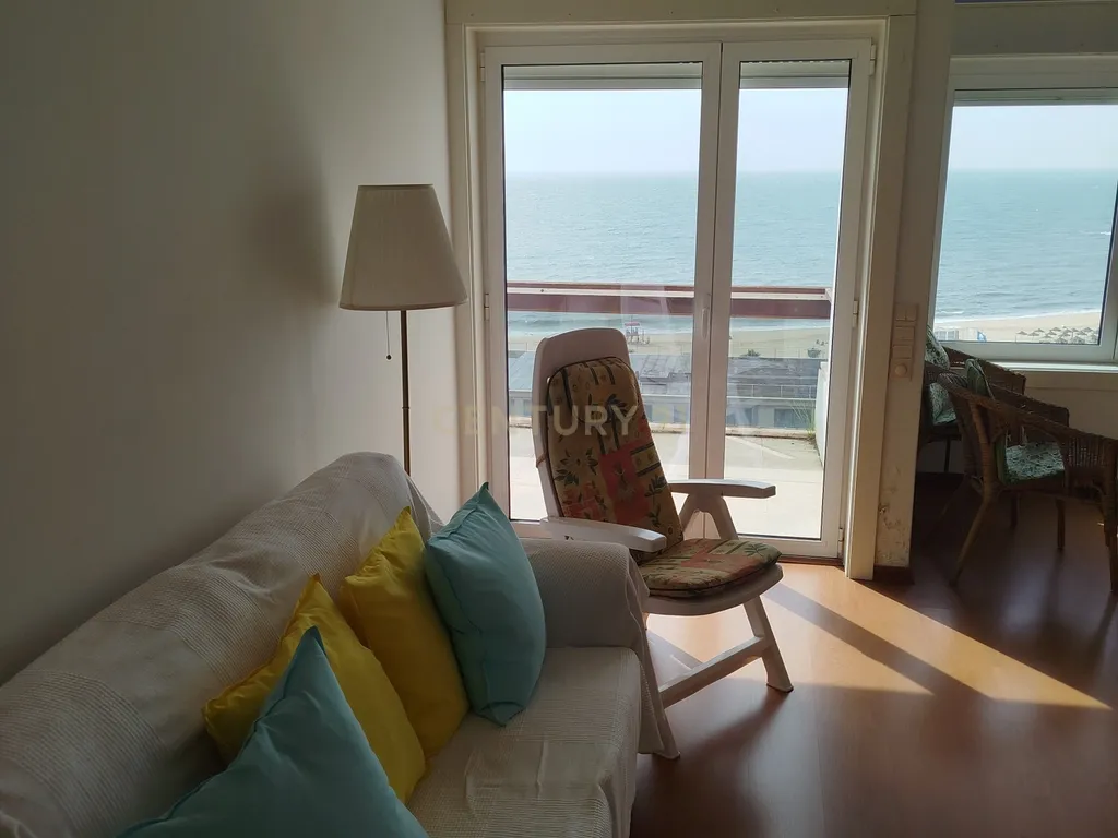 Apartamento T2 Mobilado com Vista Mar e parqueamento 1 carro - Image 6