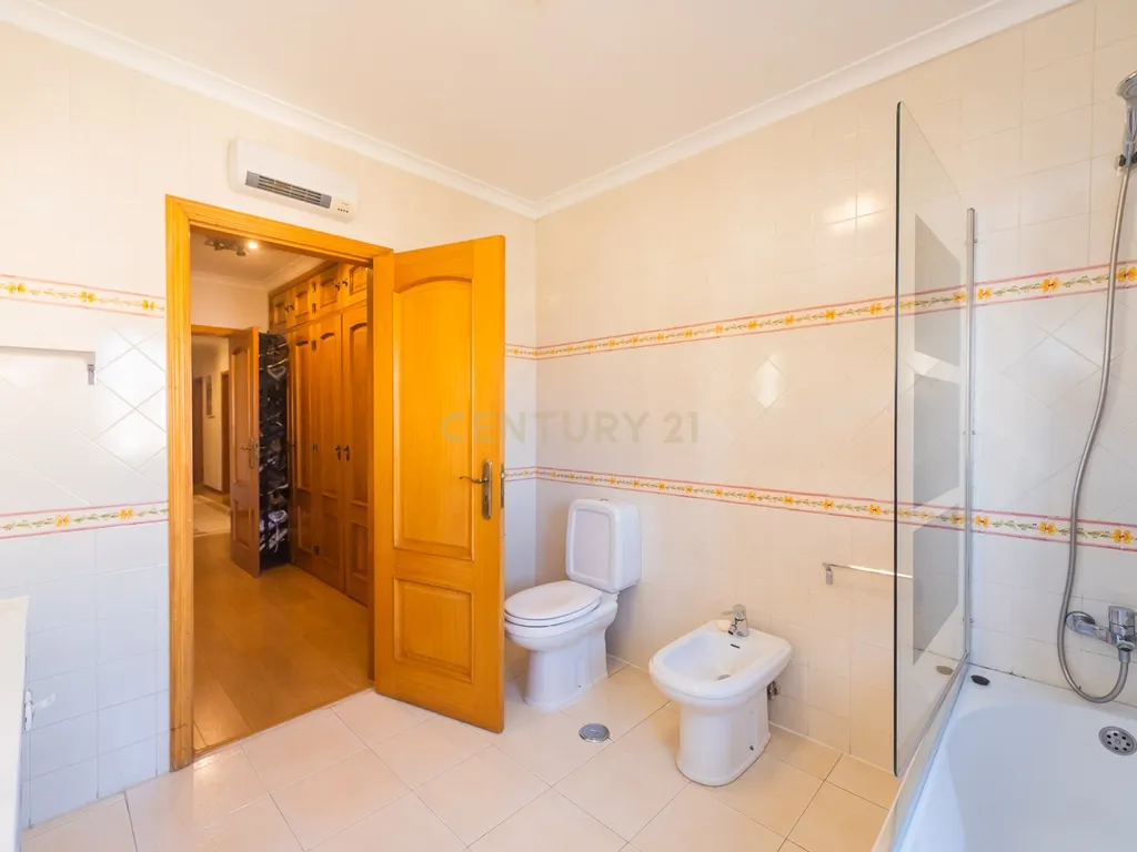 Apartamento T4 | Massamá - Image 55