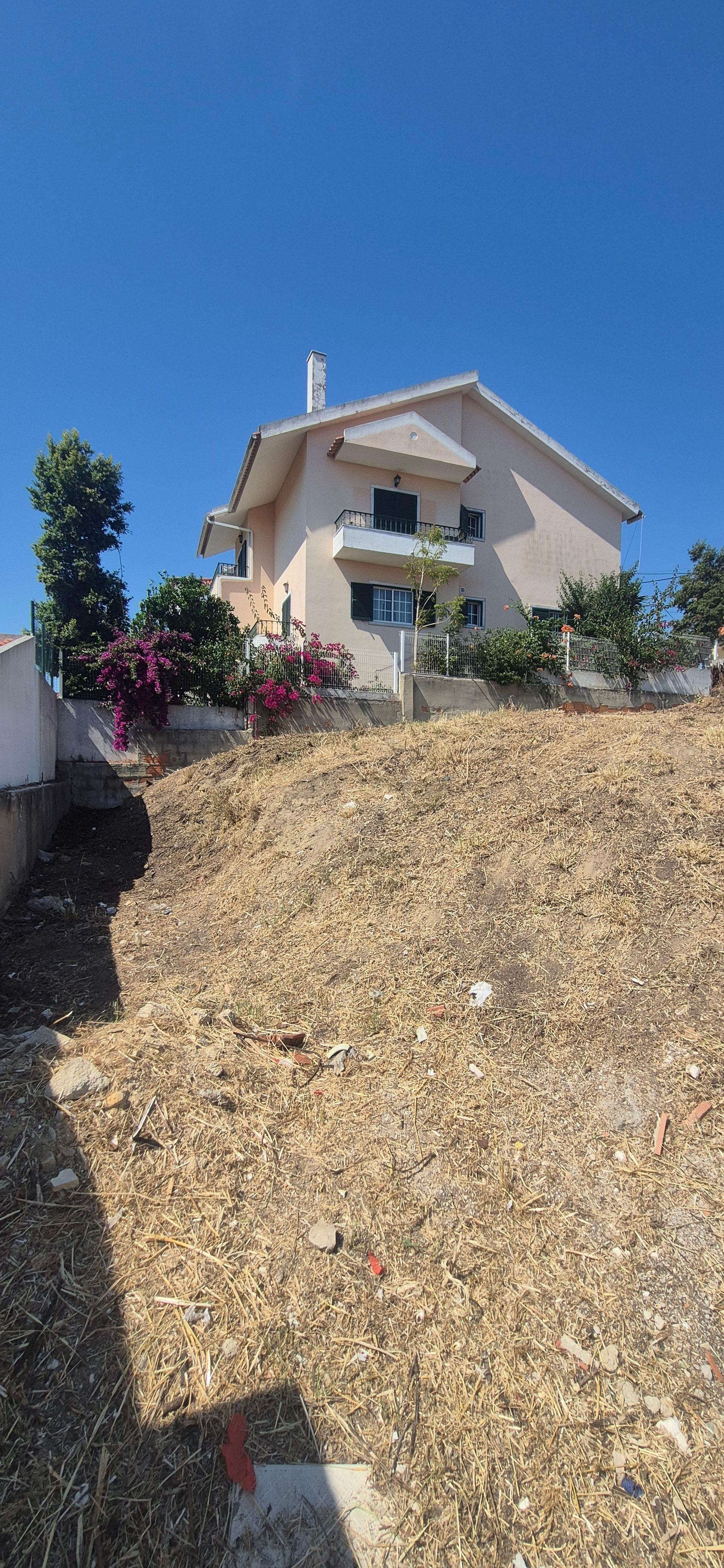 Fotografia 5 de Terreno Urbano para Construção | 317 m² | Vale de Cavala – Charneca da Caparica
