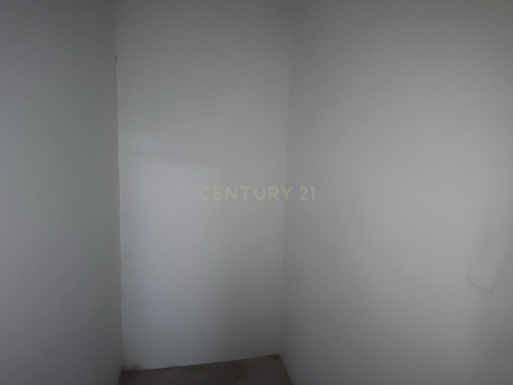 Apartamento T3 no Último Piso com Garagem – Moreira da Maia, Porto - Image 21