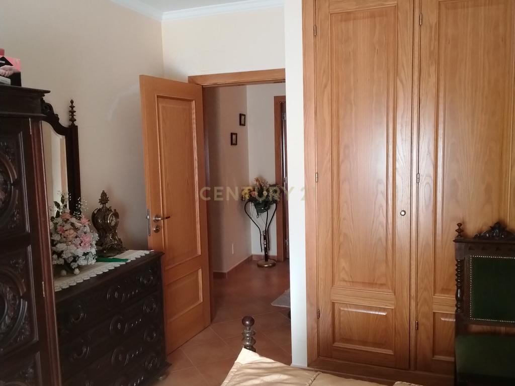 Apartamento T3 em Almancil, condomínio com Piscina, Jardim e Garagem  - Image 22