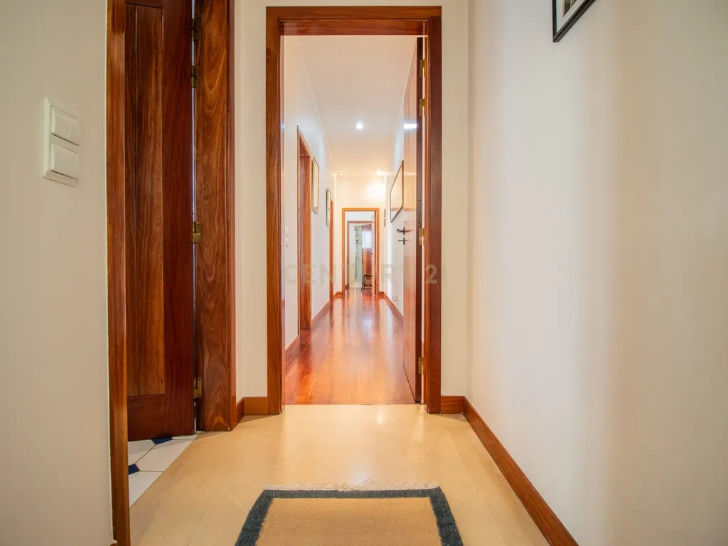 Moradia térrea T3+T0 com piscina, garagem e terreno com 2.257 m², no Ervedal, em Quiaios - Image 17