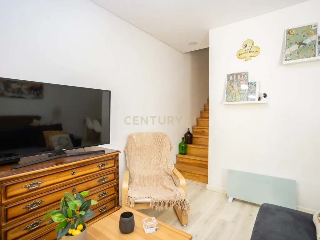 Prédio de Charme Totalmente Renovado no Coração da Baixa de Setúbal – Investimento de Excelência - Image 55