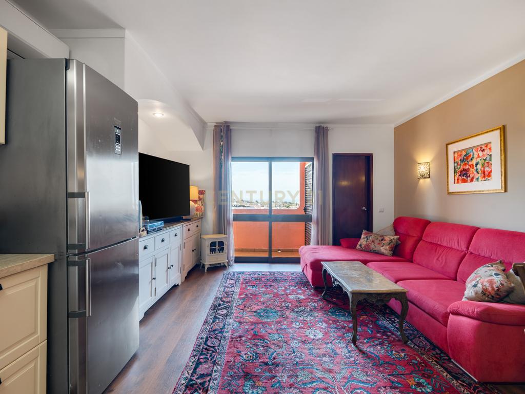 Apartamento com piscina, elevador e vista mar, no centro de Albufeira - Image 7