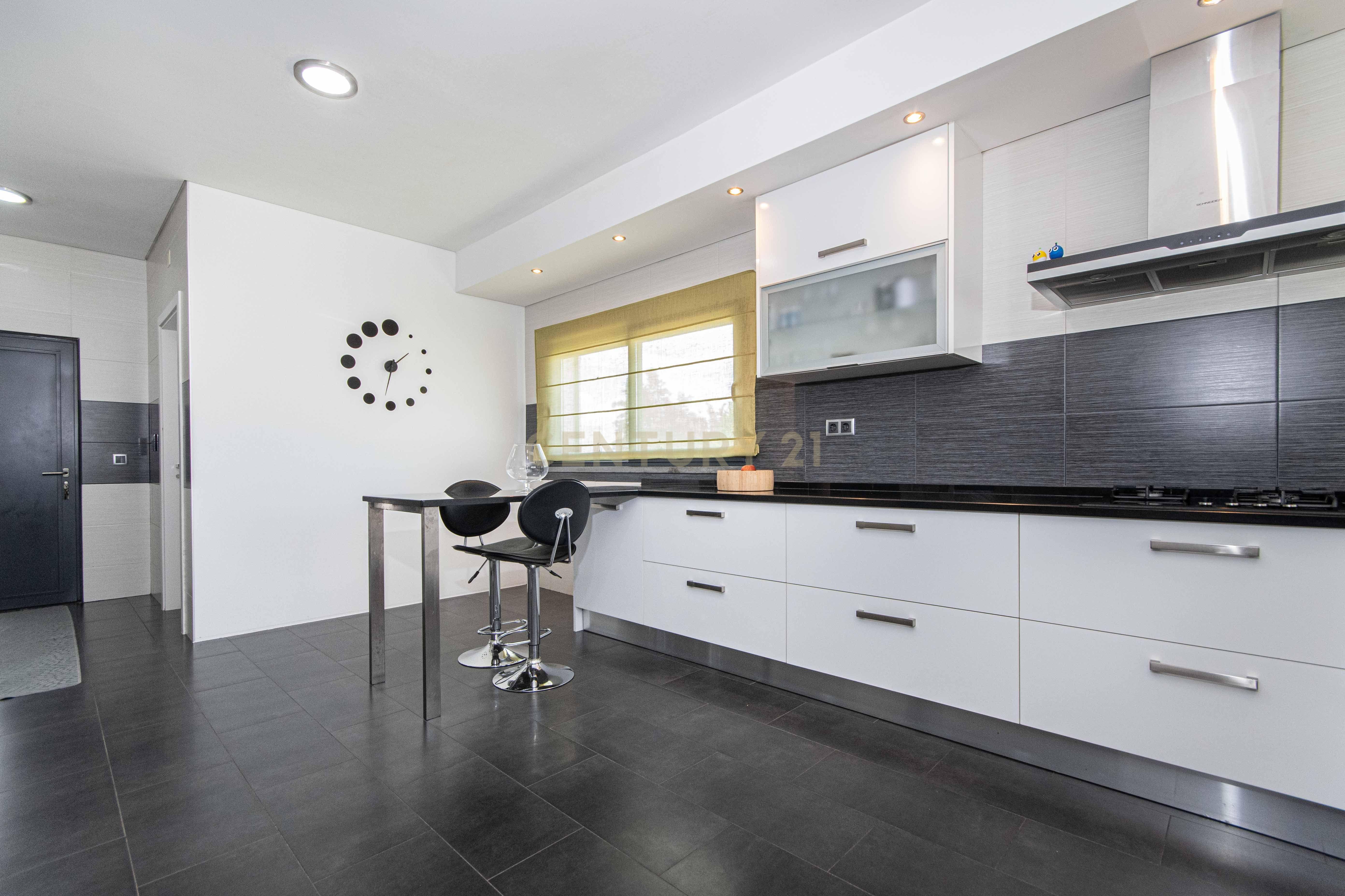 Moradia Térrea T4 no Montijo — Isolada, Moderna e com Piscina - Image 20