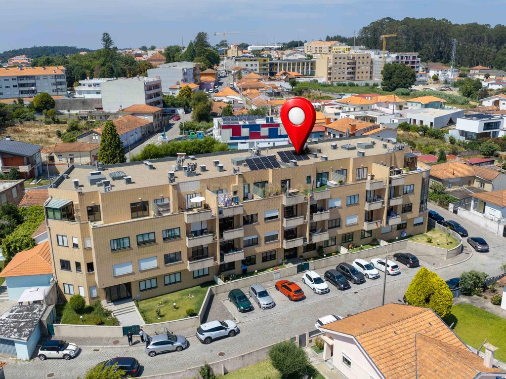 Apart: T1+1 Exclusivo para Venda em São Félix da Marinha - Image 1