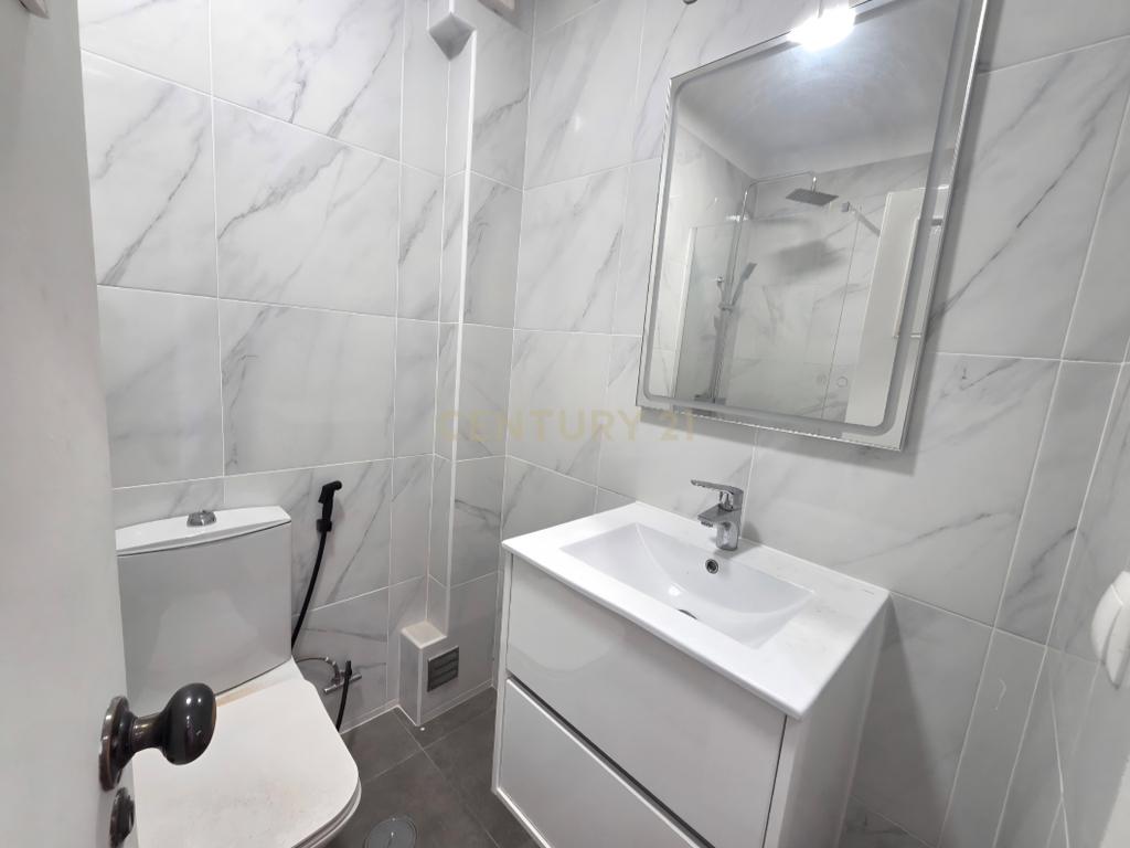 Apartamento T3 Renovado na Parede - Image 11