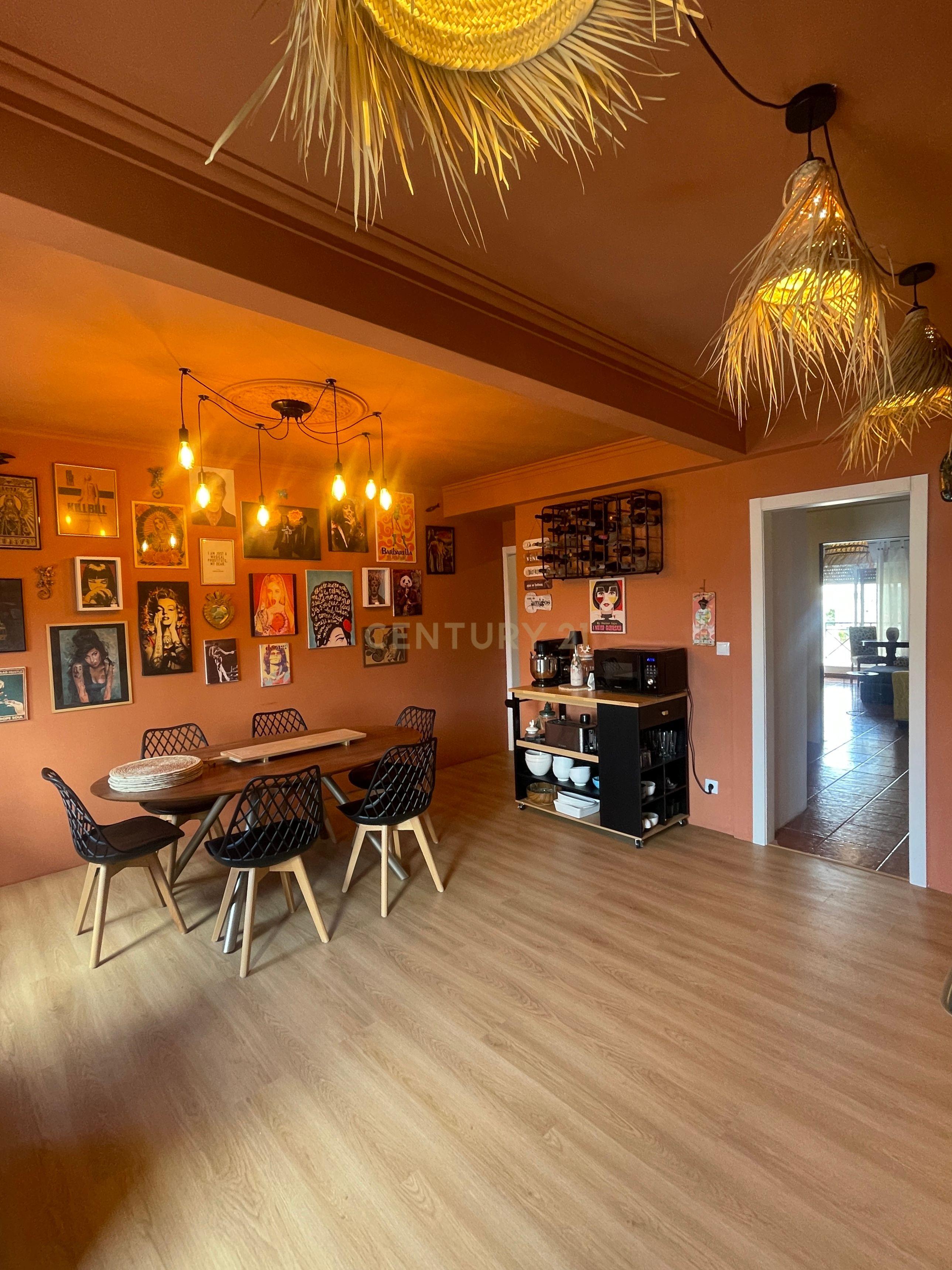 Fotografia 8 de Apartamento T2 Mobilado | perto da NOVA FCT | Ideal para Professores e Investigadores.