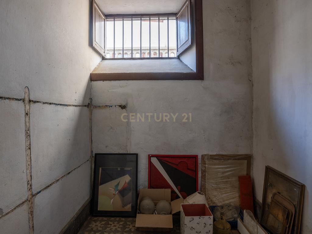 undefined - Image 14