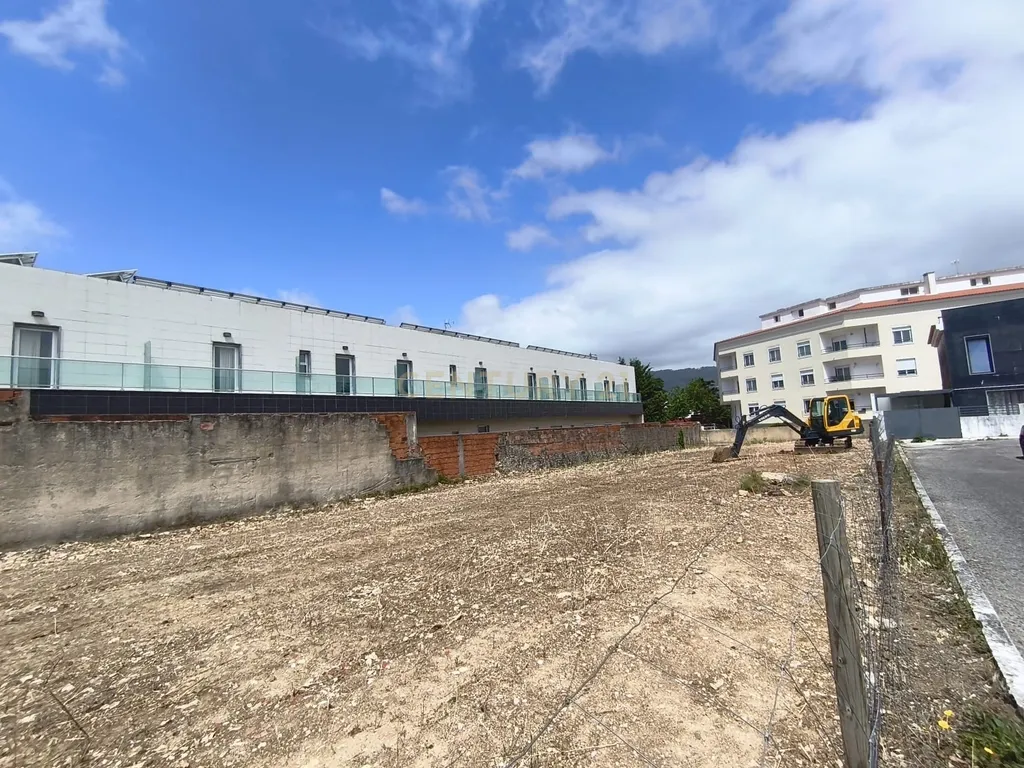 Moradia T4 com Piscina, Abrunheira, Sintra - Image 13