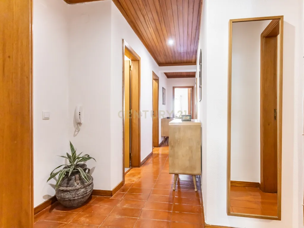 Apartamento T3 com elevador em Palmela - Image 34