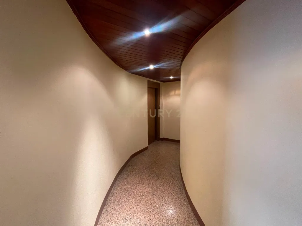 T2 Remodelado em Santa Marta do Pinhal – Corroios - Image 4