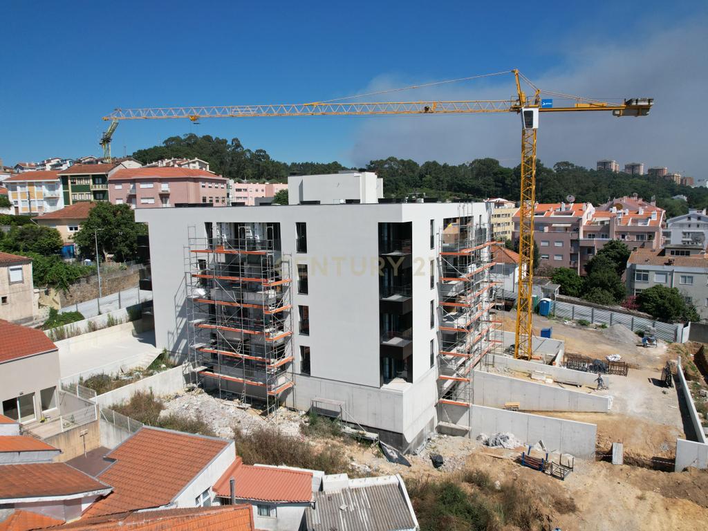 Apartamento T2   - A 700m Metro -Hospital S.Silva - Linha Amarela Metro - Image 4