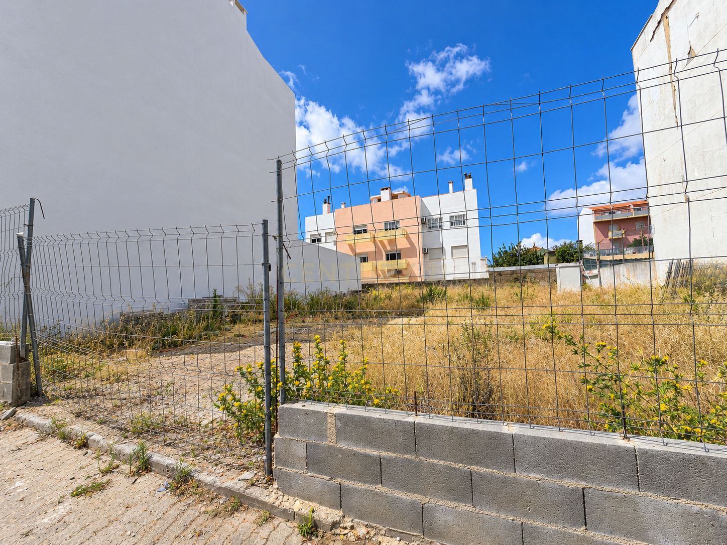 Fotografia 4 de Terreno para construção com projeto aprovado, Brandoa, Amadora