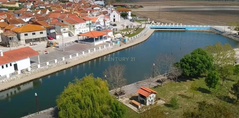 Moradia T2+1 Totalmente Renovada em Montemor-o-Velho - Image 15