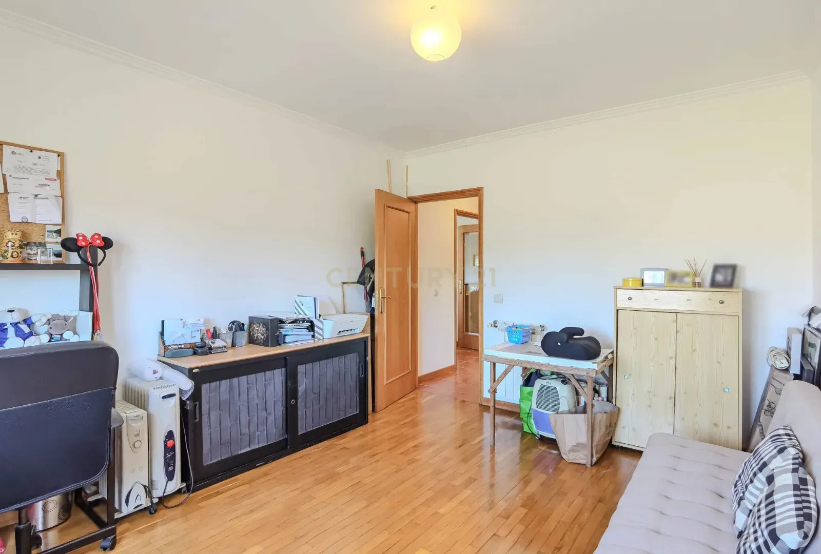 T3 Duplex com Varanda, Terraço e Garagem Box – Canidelo, a 5 min da Praia - Image 17