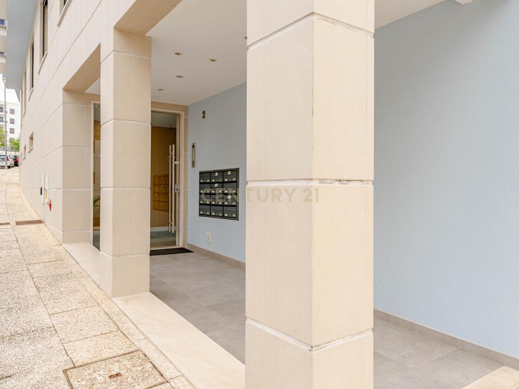 Duplex no Parque Luso em Corroios - Image 53