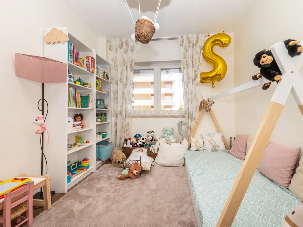 Apartamento 3 Ass. no centro de Setúbal – Av. 22 de Dezembro - Image 23