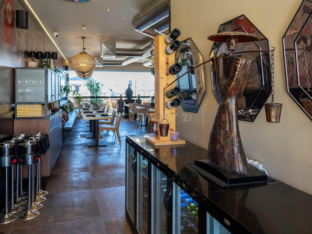 Trespasse – Restaurante Equipado na Marina de Olhão - Image 7