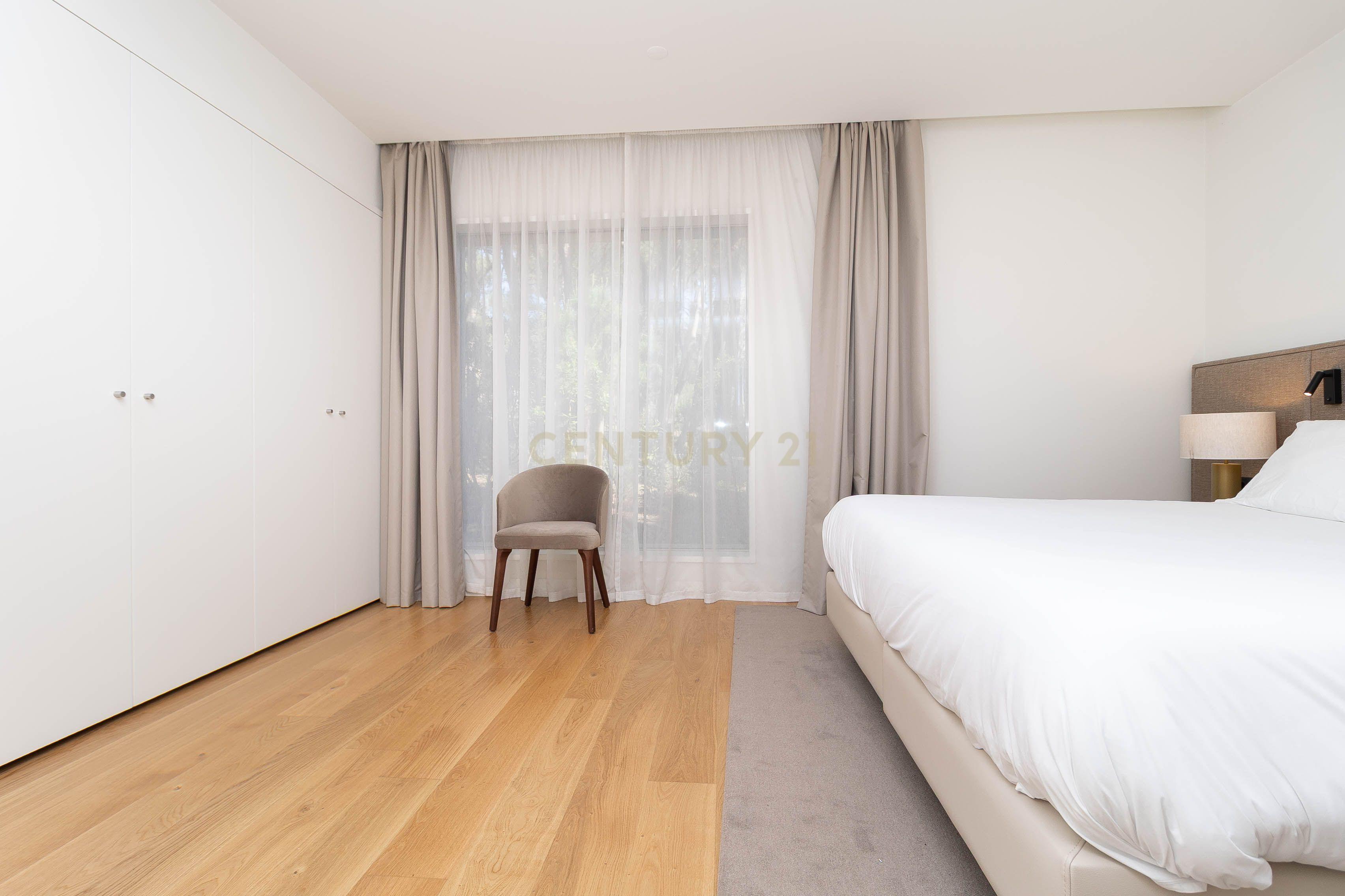 Apartamento T2  de Luxo - Quinta da Marinha – Cascais  - Image 15