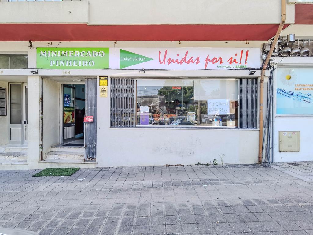 TRESPASSE de Estabelecimento Comercial (Mercearia) em Valbom, Gondomar - Excelente Oportunidade de Negócio! - Image 3