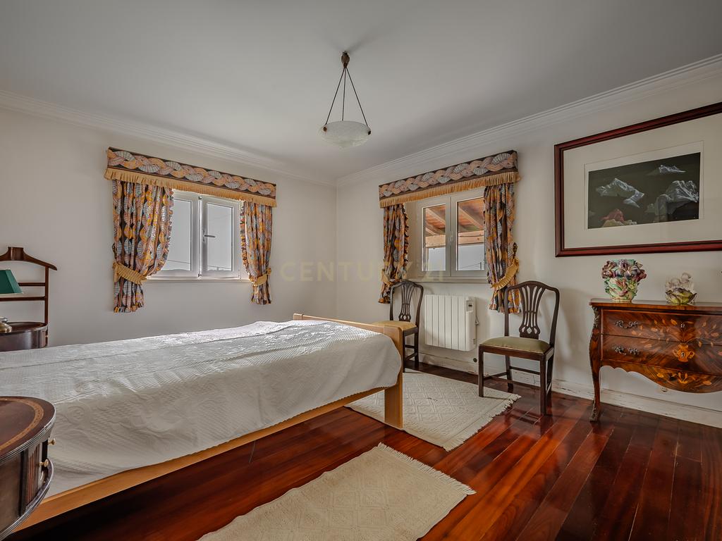 Moradia de sonho com Piscina, 7 Divisões e com Terreno 8461 m2 – Excelente Localização, a 40 minutos de Lisboa ! - Image 30