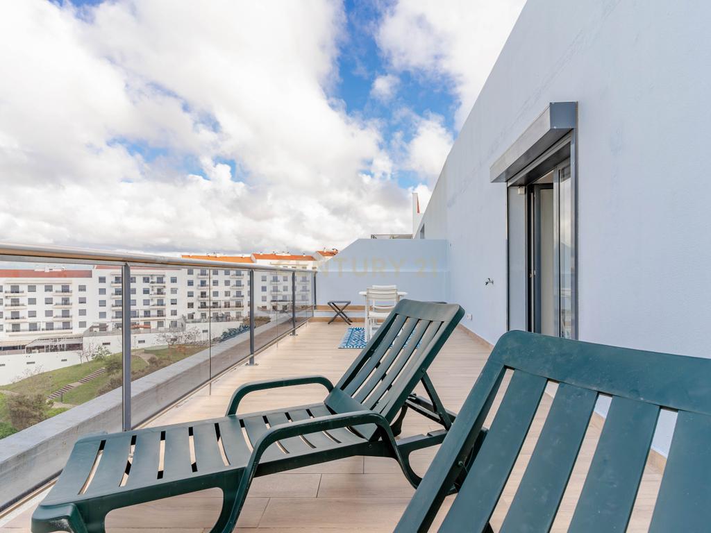 Duplex no Parque Luso em Corroios - Image 43