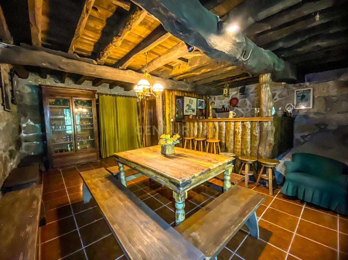 Sumptuosa e ancestral moradia para habitação particular ou turismo de habitação, com onze quartos, no centro de Oliveira do Conde, Carregal do Sal - Image 58