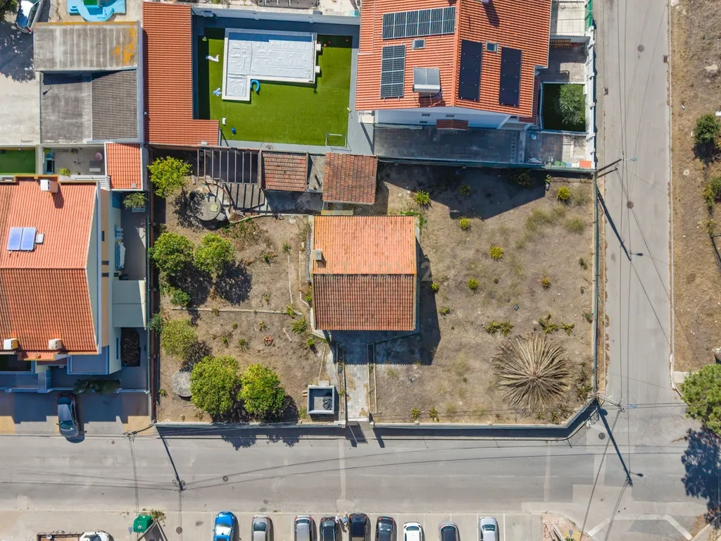 Moradia Isolada com Terreno de 1041 m² – Um Mundo de Possibilidades! - Image 132
