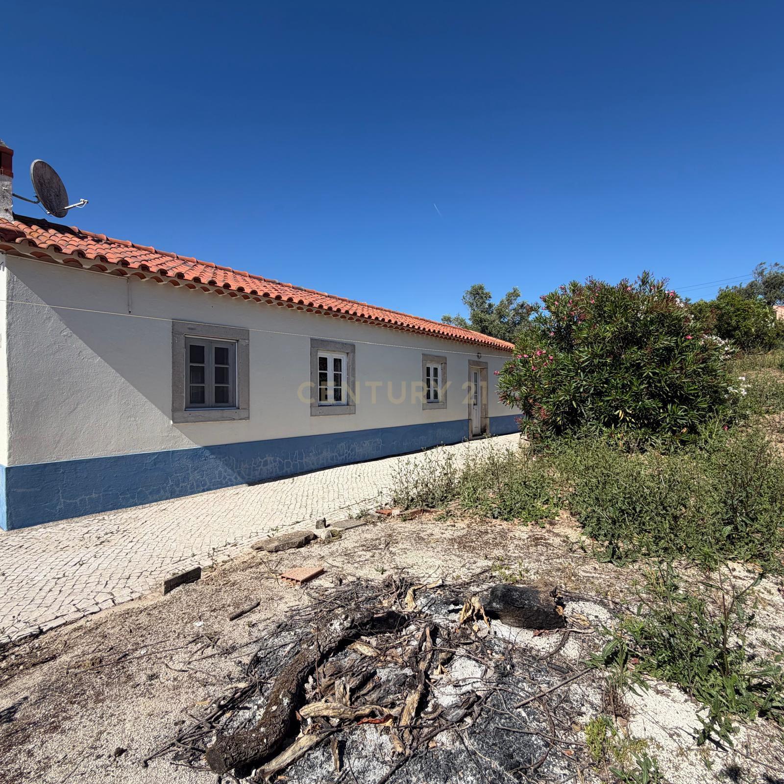 Fotografia 5 de Moradia T2 em Carvalhal, Bombarral - Oportunidade Única