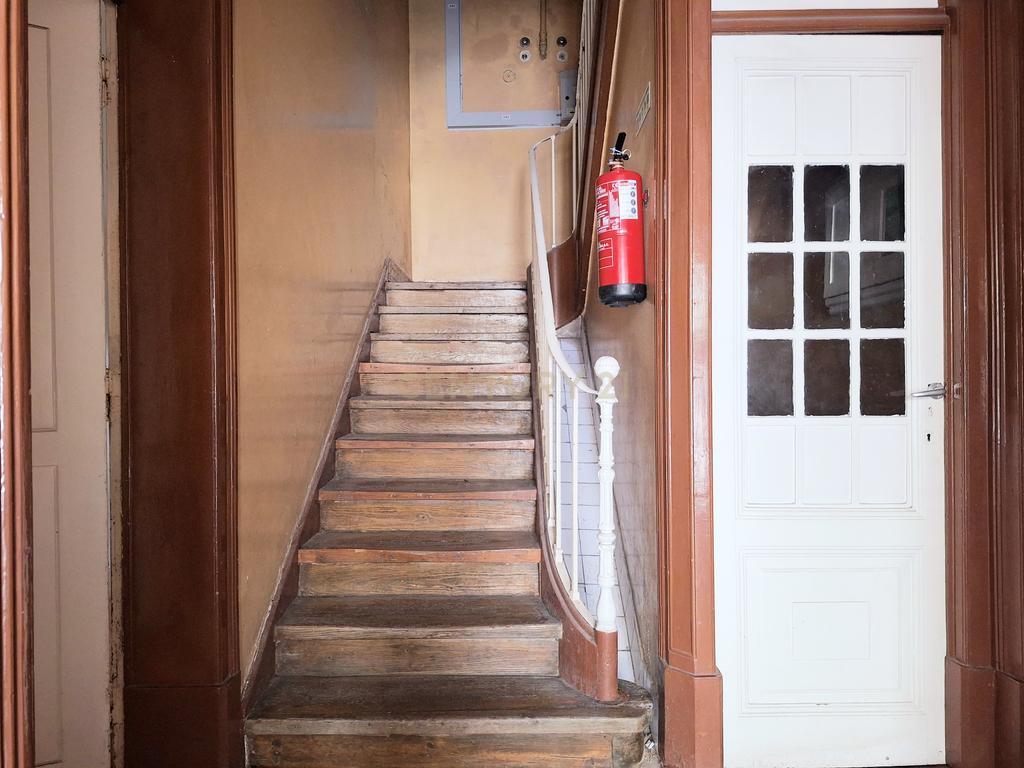  Apartamento T3+2 para Arrendamento em Campolide - Image 34