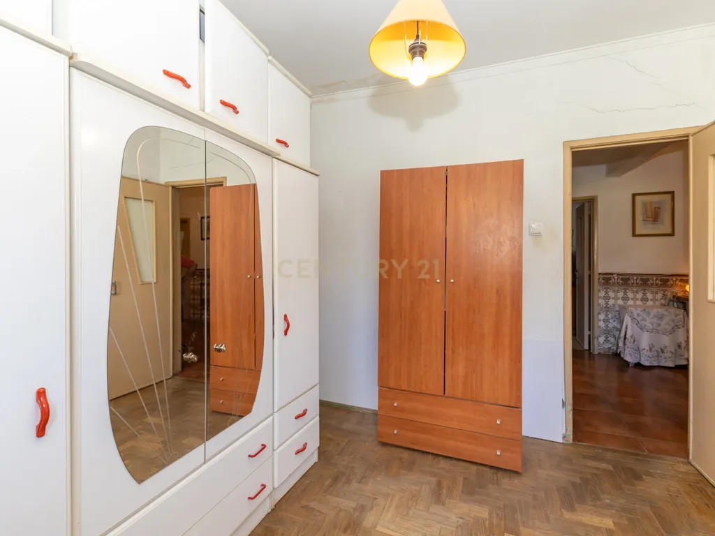 Apartamento T3 no Feijó com logradouro de 261 m2 - Image 10