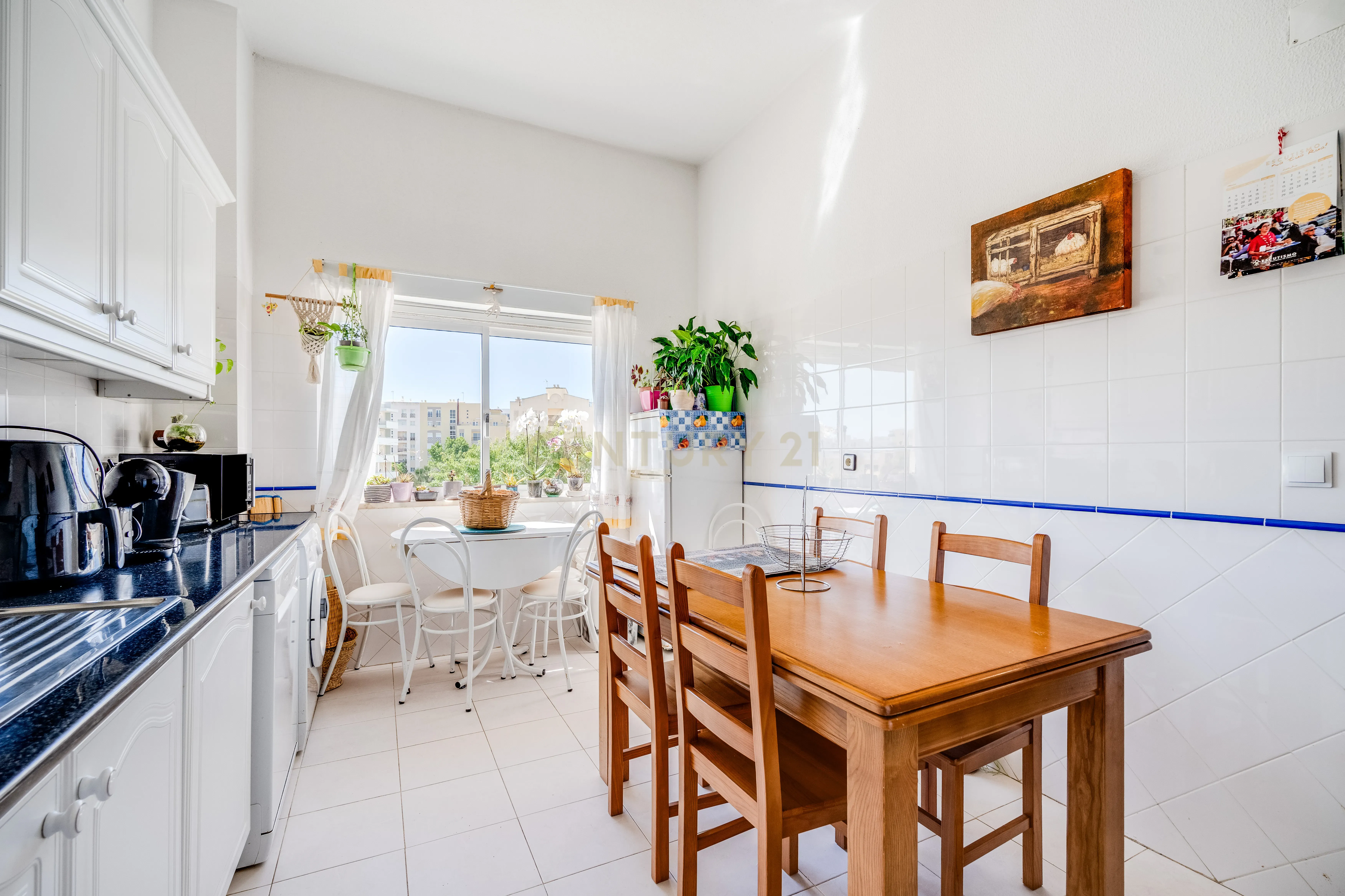 Fotografia 12 de T1 de origem convertido em T2 à venda no Edifício Solário, Armação de Pêra – Silves, Algarve