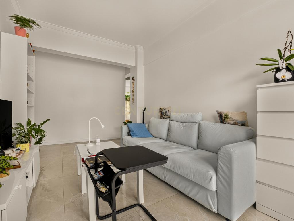 Apartamento T2 totalmente renovado em Cascais | Excelente oportunidade de investimento - Image 5